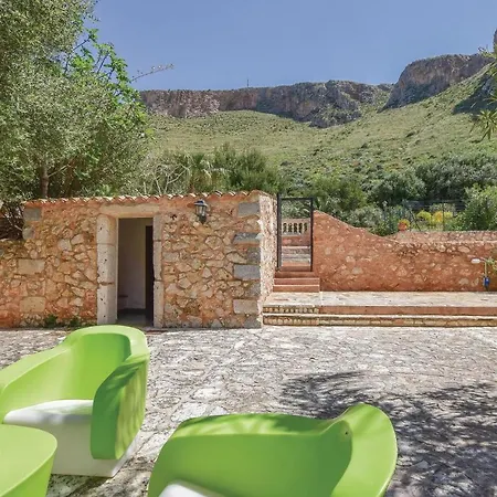 In Makari-s, Vito Lo Capo With Kitchen Holiday home *
