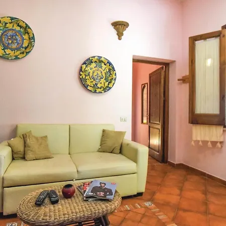 In Makari-s, Vito Lo Capo With Kitchen Holiday home Macari